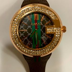 Gucci Watch with brown Rubber Stra…